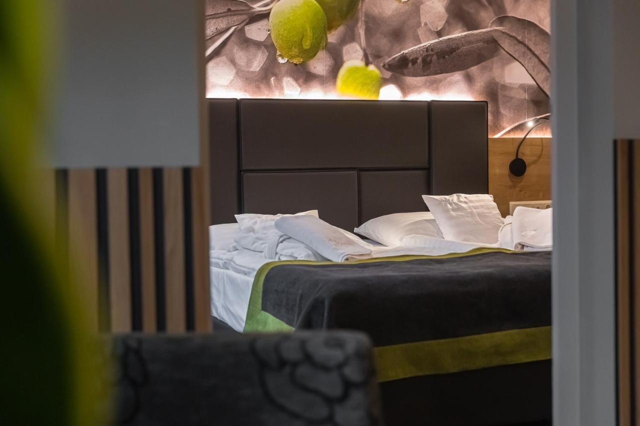 Oliva Hotel 4*